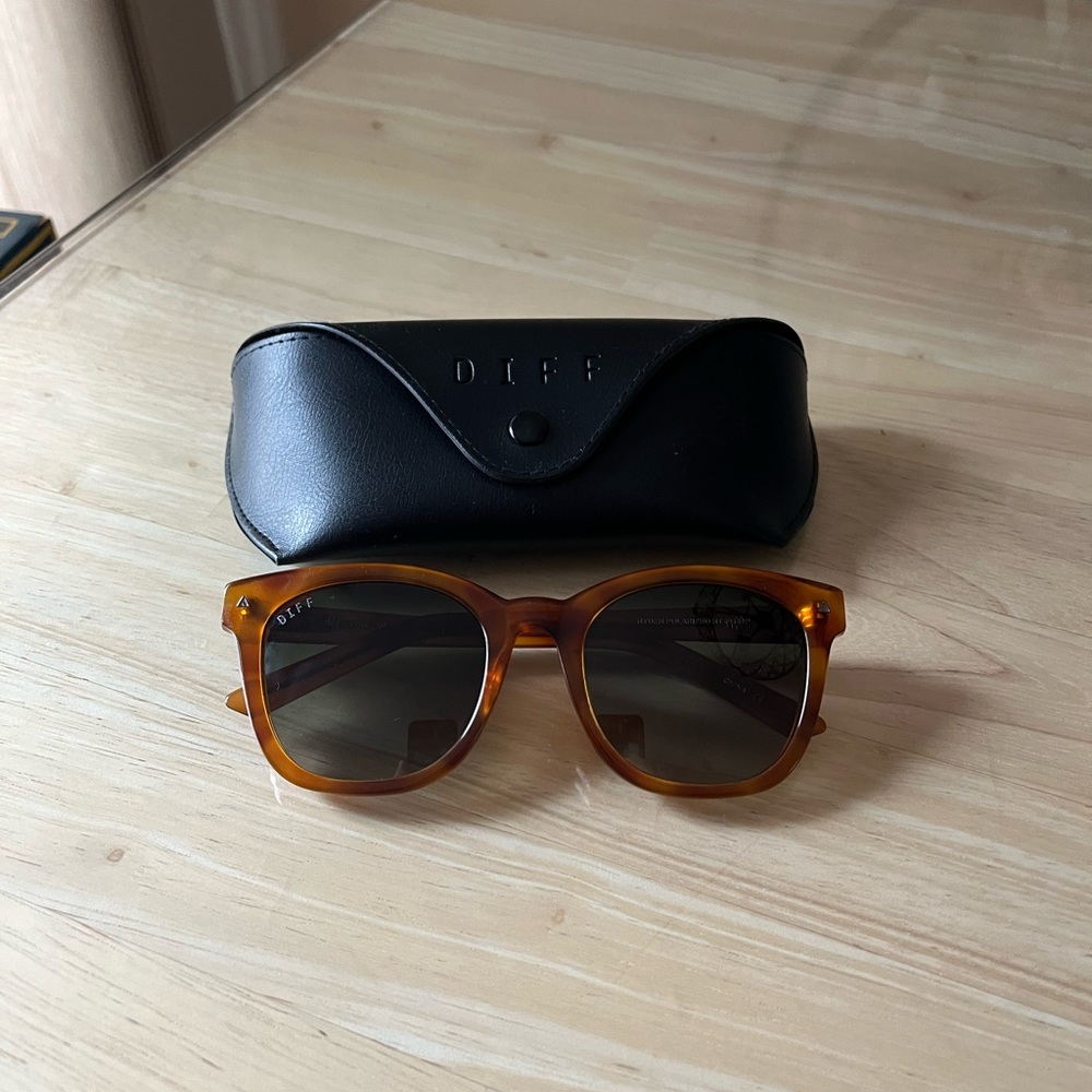 Diff Sunglasses - image 1